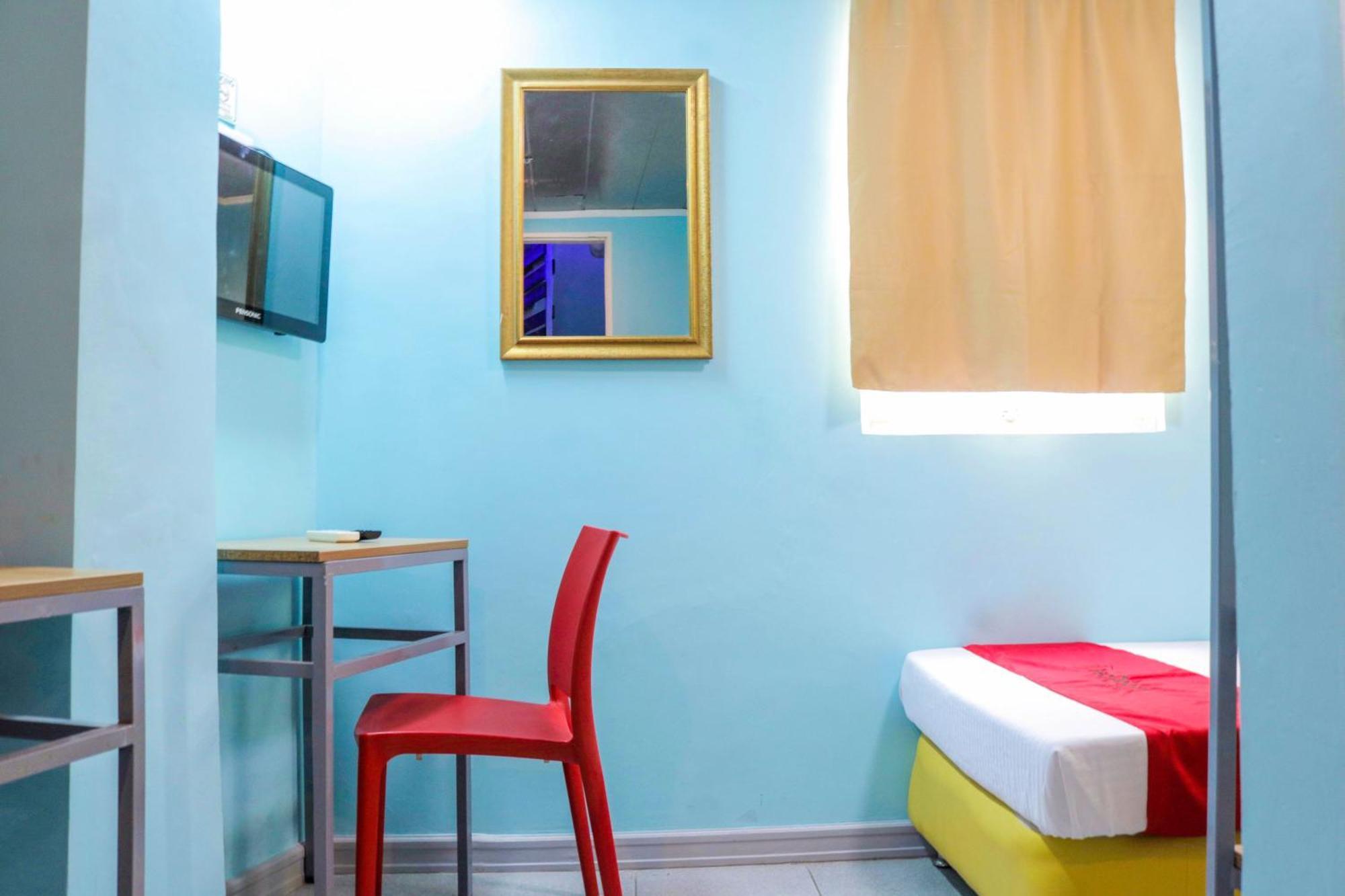 RedDoorz Plus near UV Mandaue Cebu Stadt Exterior foto